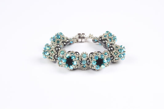 Pretty Crowns All in a Row [PDF Tutorial]